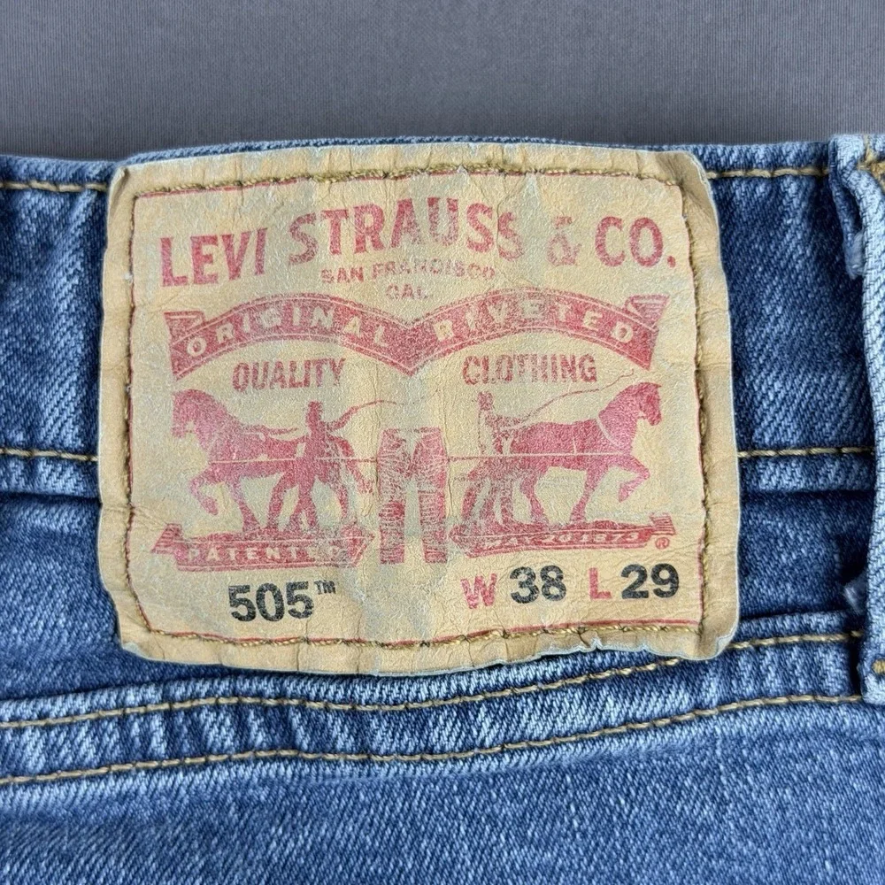Levi's Blue Denim Straight Jeans, Medium Wash, Regular Fit, 5-Pocket Design